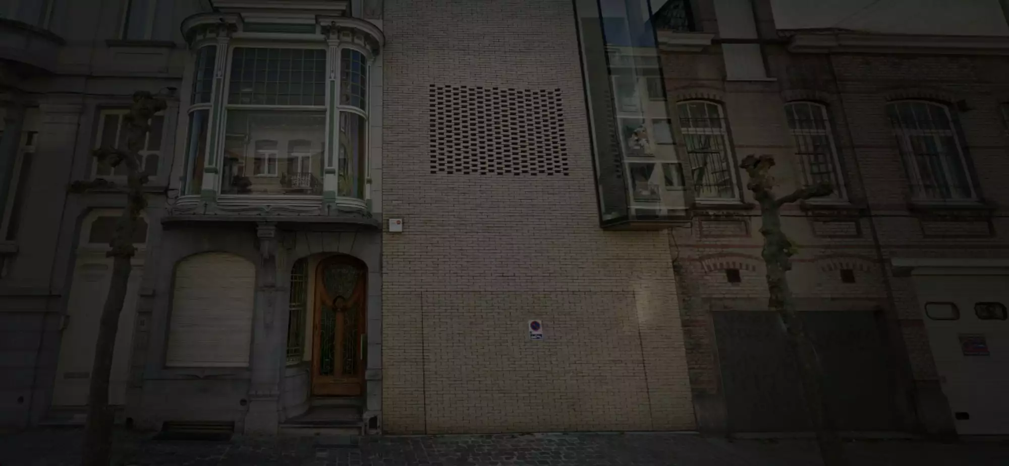 Garage door — 1 tonne of brick