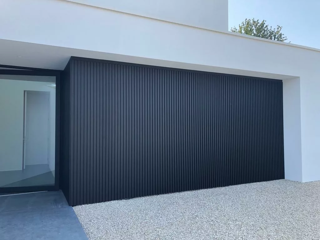 Alinel invisible garage door
